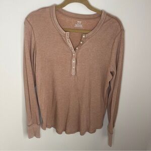 Aerie Top Womens XL Beige Ribbed Waffle Knit Henley Layering Essential Outdoor